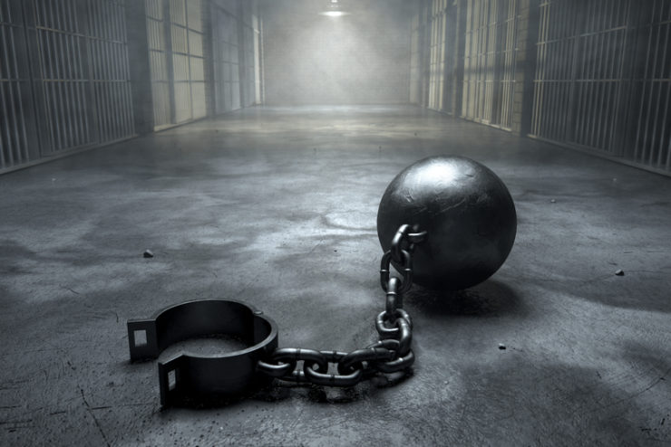 2016 : Shackles On or Shackles Off?